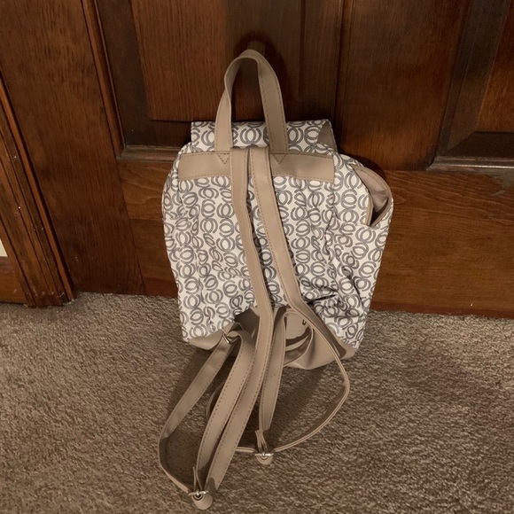 Backpack - Picture 2 of 4